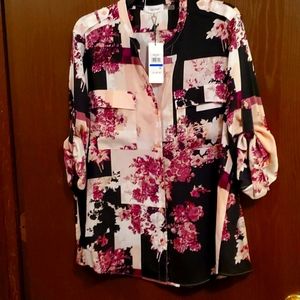Women's Calvin Klein blouse floral pattern size XL. NWT